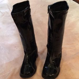 Chasing Fireflies 11/12 Black Boots